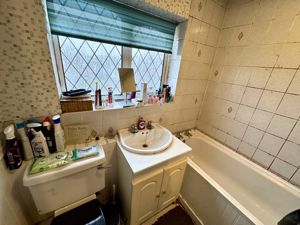 Photo 7- click for photo gallery